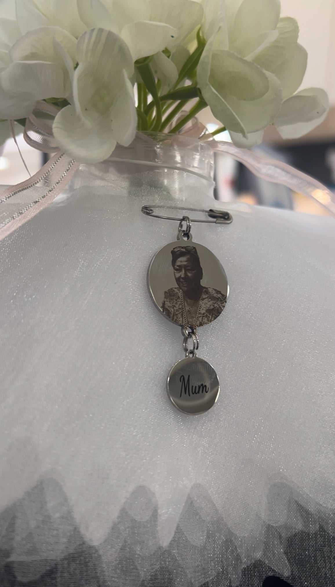 Memorial Pin
